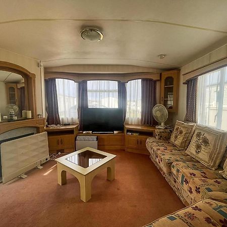 Отель 6 Berth Caravan With Decking Nearby Heacham Beach In Norfolk Ref 21047A Экстерьер фото