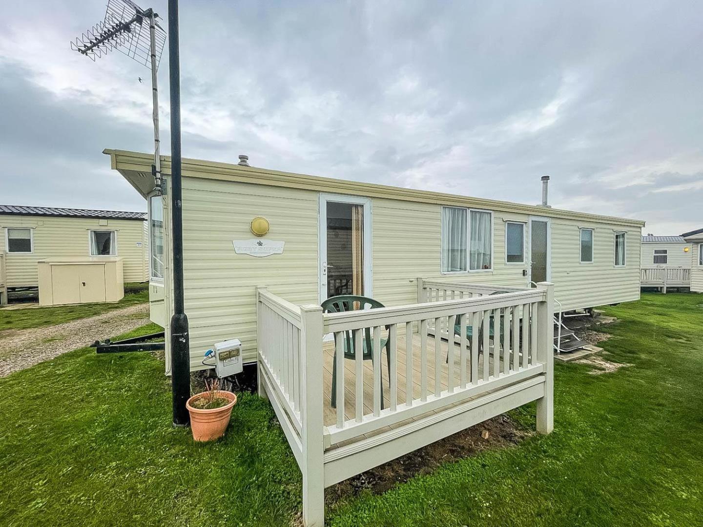 Отель 6 Berth Caravan With Decking Nearby Heacham Beach In Norfolk Ref 21047A Экстерьер фото