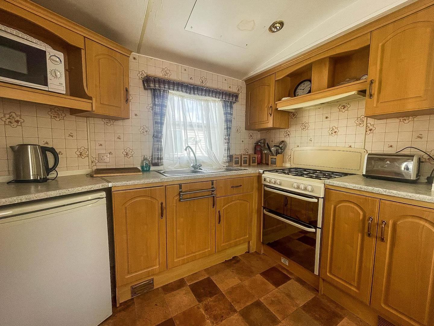 Отель 6 Berth Caravan With Decking Nearby Heacham Beach In Norfolk Ref 21047A Экстерьер фото
